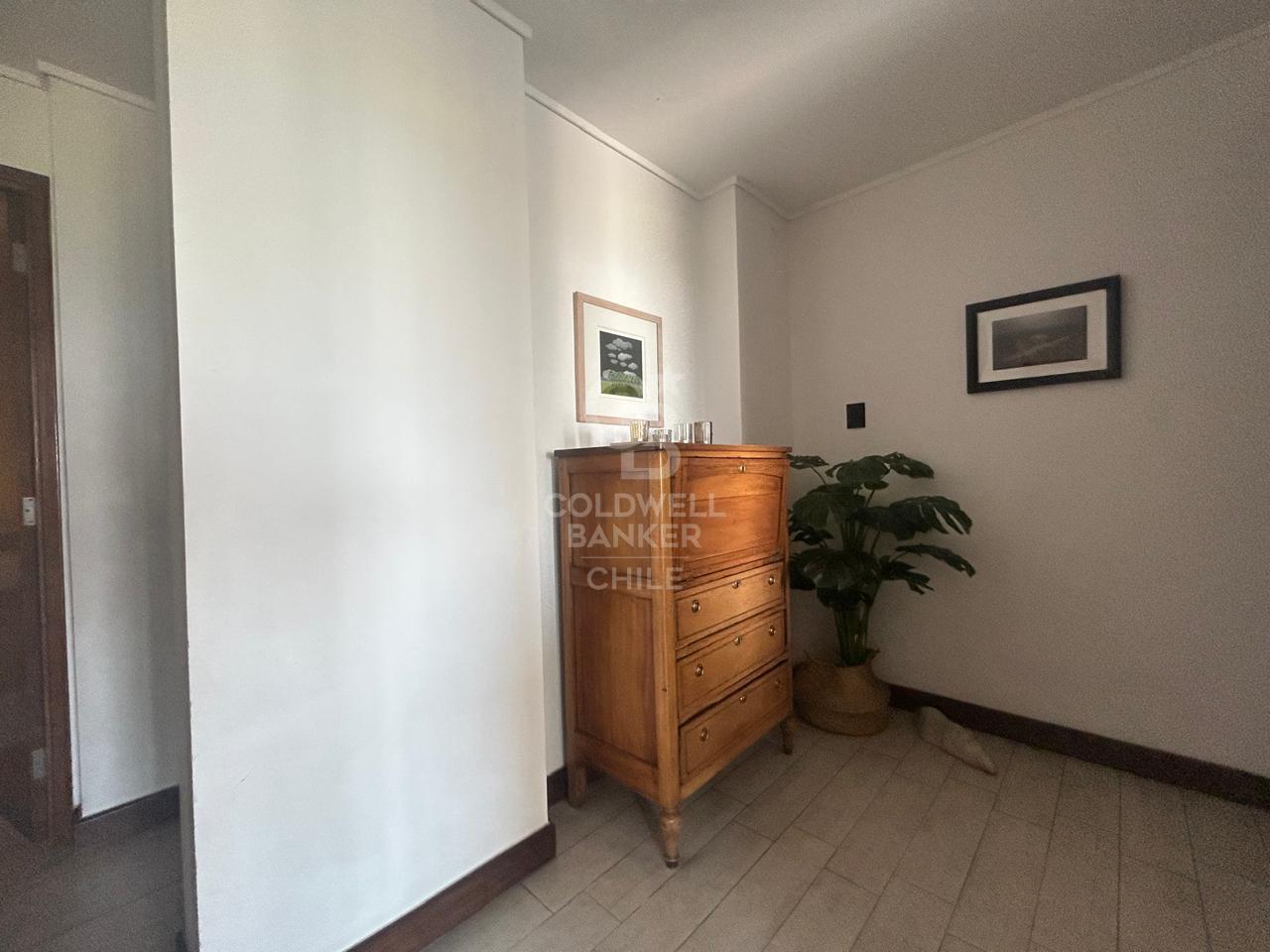 Lo Barnechea, Chile, 4 Bedrooms Bedrooms, ,5 BathroomsBathrooms,Residential,For Sale,1956171