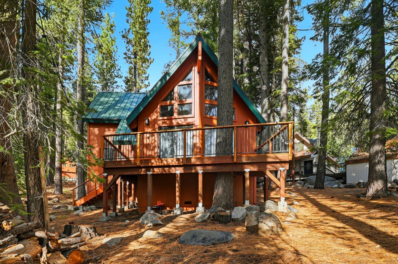 Soda Springs, California, 95728, United States, 3 Bedrooms Bedrooms, ,2 BathroomsBathrooms,Residential,For Sale,1998980
