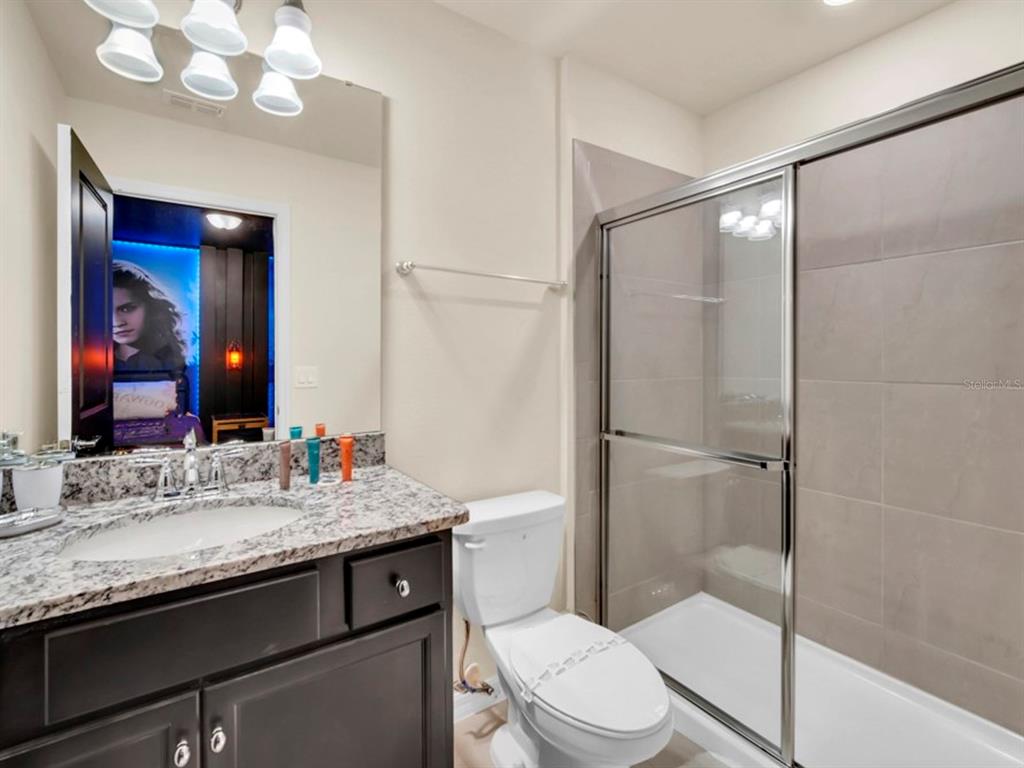 Davenport, Florida, 33897, United States, 10 Bedrooms Bedrooms, ,8 BathroomsBathrooms,Residential,For Sale,1736940