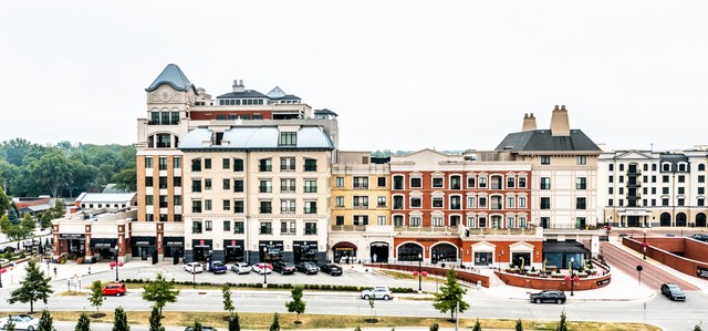 Carmel, Indiana, 46032, United States, 3 Bedrooms Bedrooms, ,4 BathroomsBathrooms,Residential,For Sale,2000560