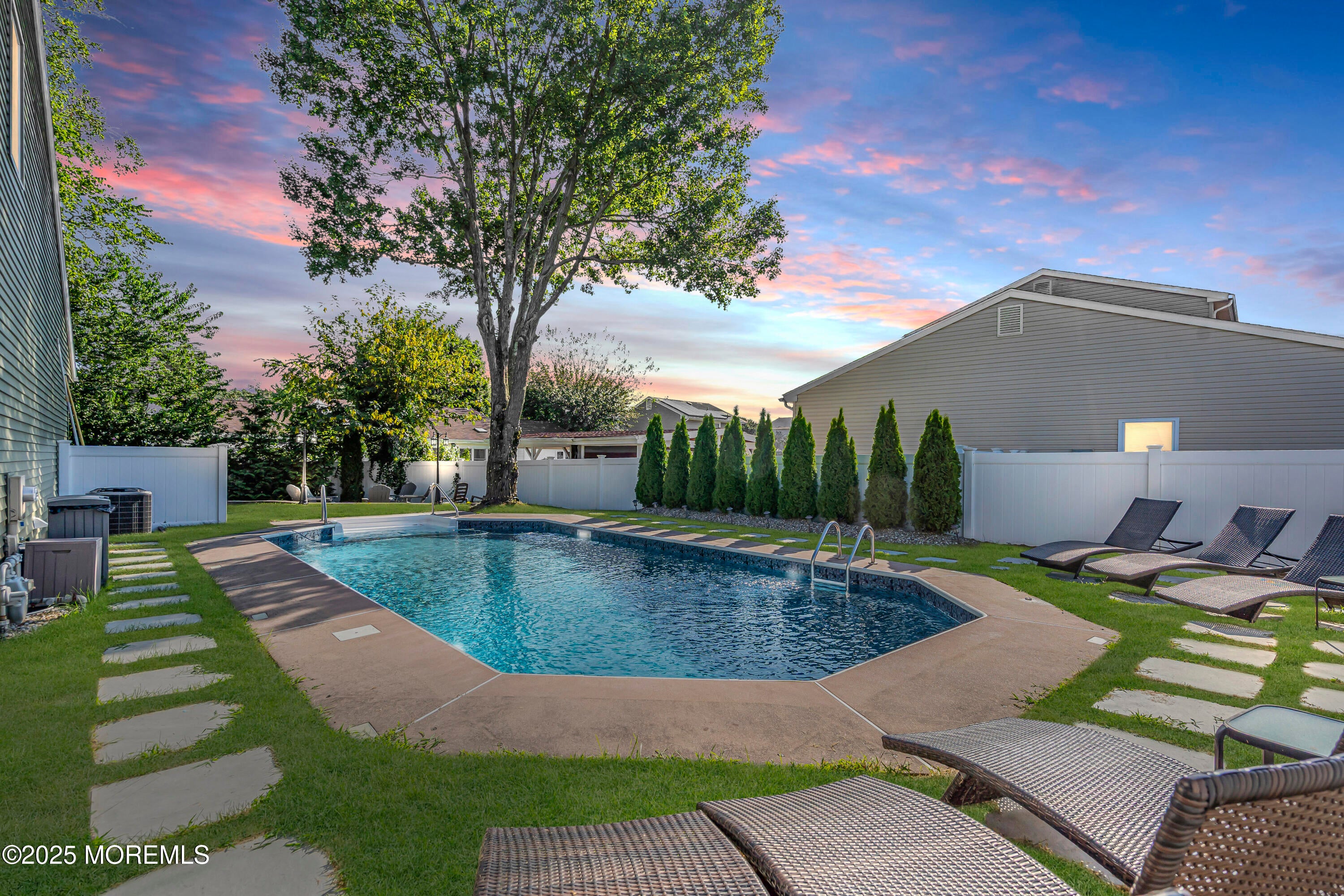 Toms River, New Jersey, 08753, United States, 4 Bedrooms Bedrooms, ,3 BathroomsBathrooms,Residential,For Sale,1937688