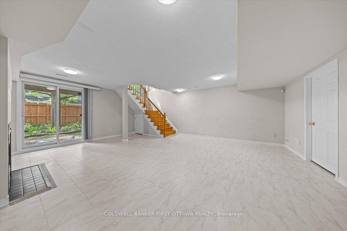 BEACON HILL NORTH - SOUTH AND AREA, Ontario, K1J 1J2, CA, 3 Bedrooms Bedrooms, ,Residential,For Sale,1903581