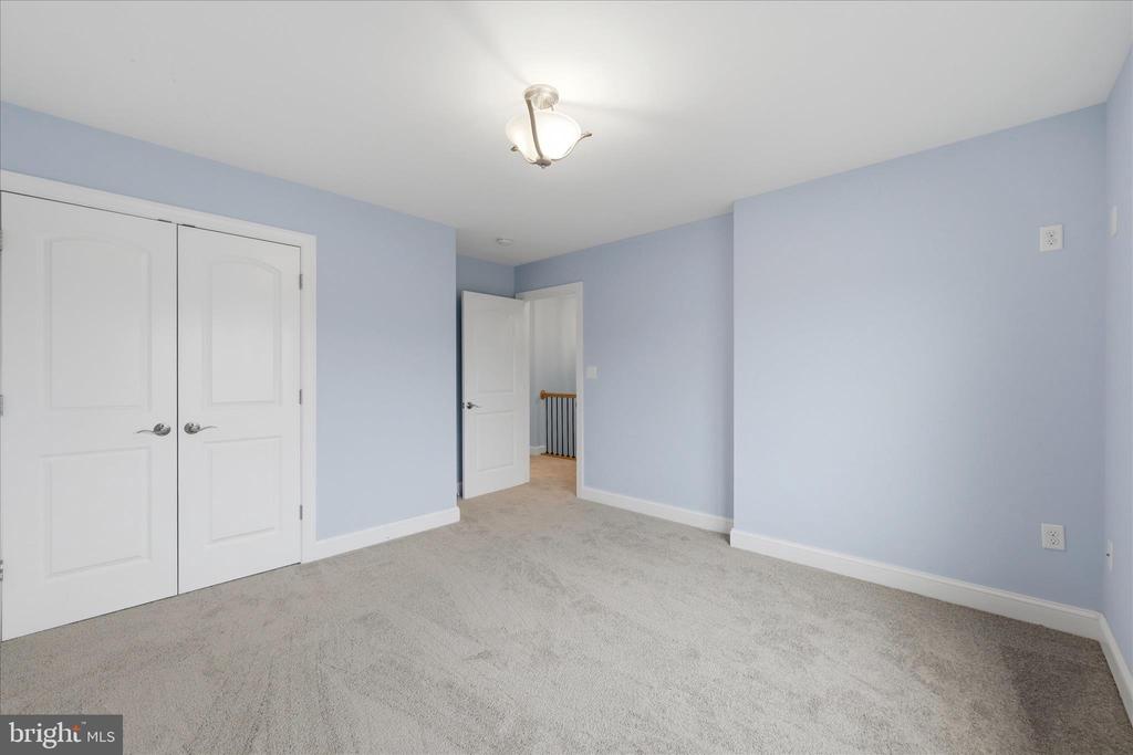 Winchester, Virginia, 22602, United States, 6 Bedrooms Bedrooms, ,5 BathroomsBathrooms,Residential,For Sale,2032756
