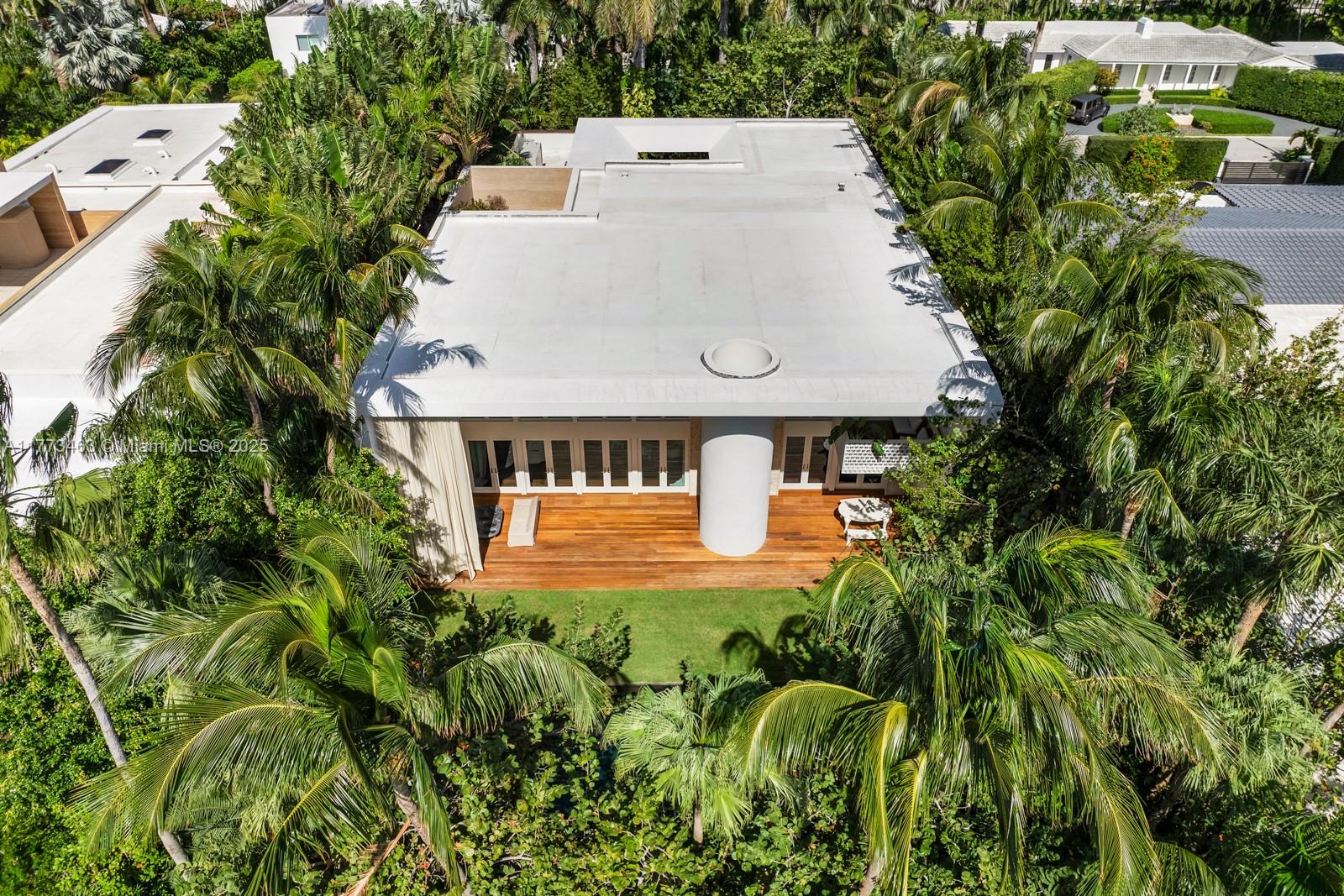 Miami Beach, Florida, 33140, United States, 6 Bedrooms Bedrooms, ,7 BathroomsBathrooms,Residential,For Sale,1759763
