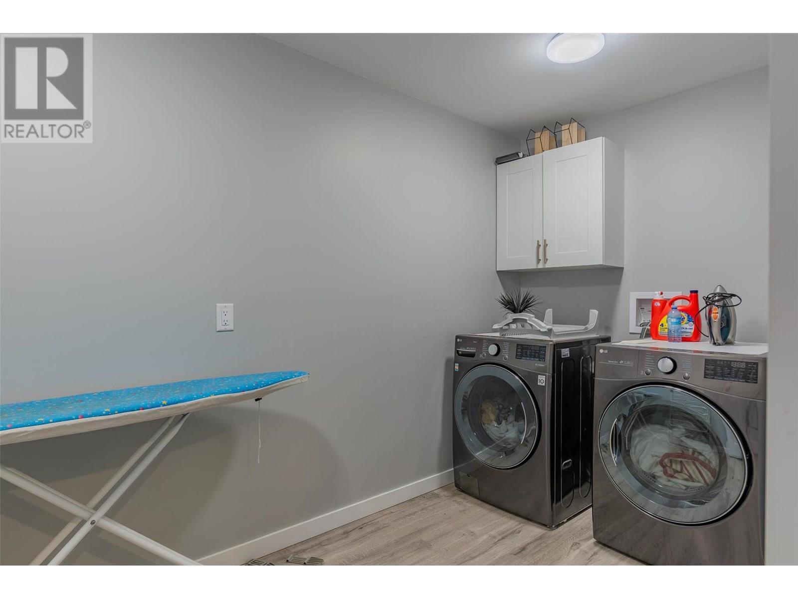 CASTLEGAR, British Columbia, V1N 4X9, CA, 5 Bedrooms Bedrooms, ,2 BathroomsBathrooms,Residential,For Sale,1913698