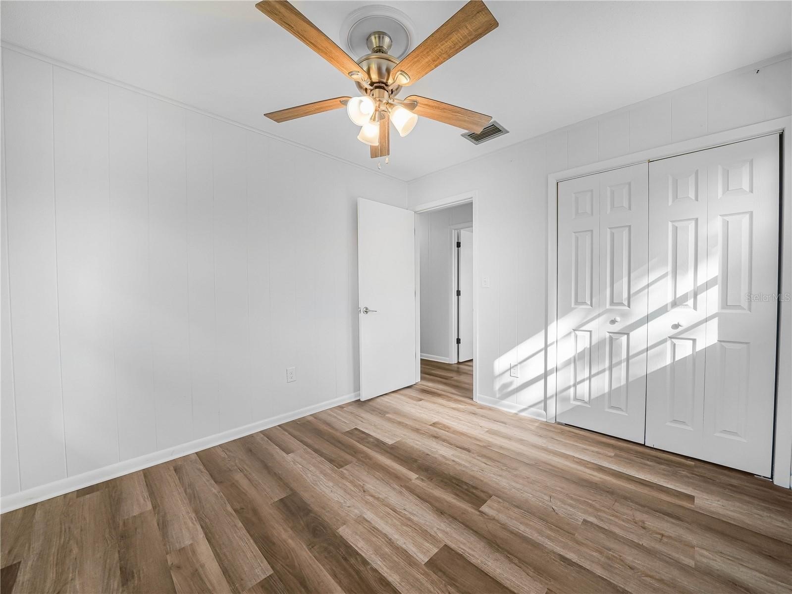 FROSTPROOF, Florida, 33843, United States, 6 Bedrooms Bedrooms, ,3 BathroomsBathrooms,Residential,For Sale,2006124