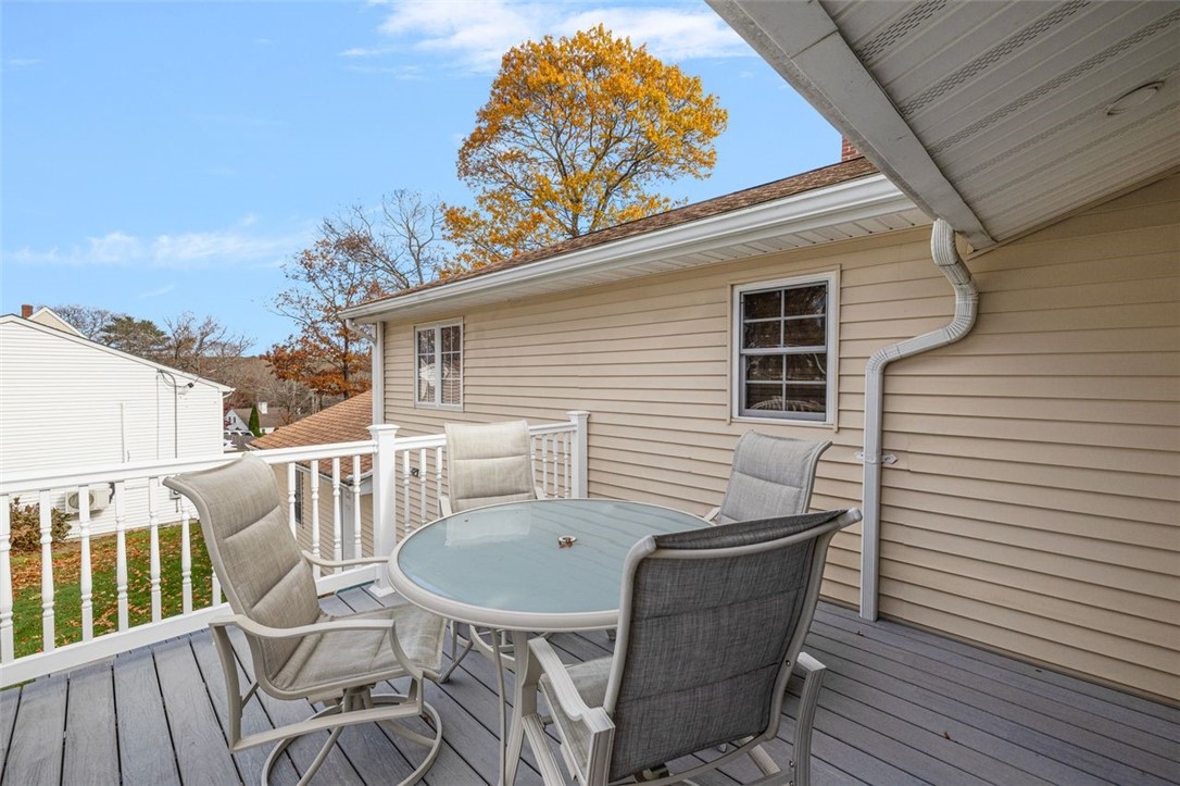 Cumberland, Rhode Island, 02864, United States, 3 Bedrooms Bedrooms, ,2 BathroomsBathrooms,Residential,For Sale,1990934