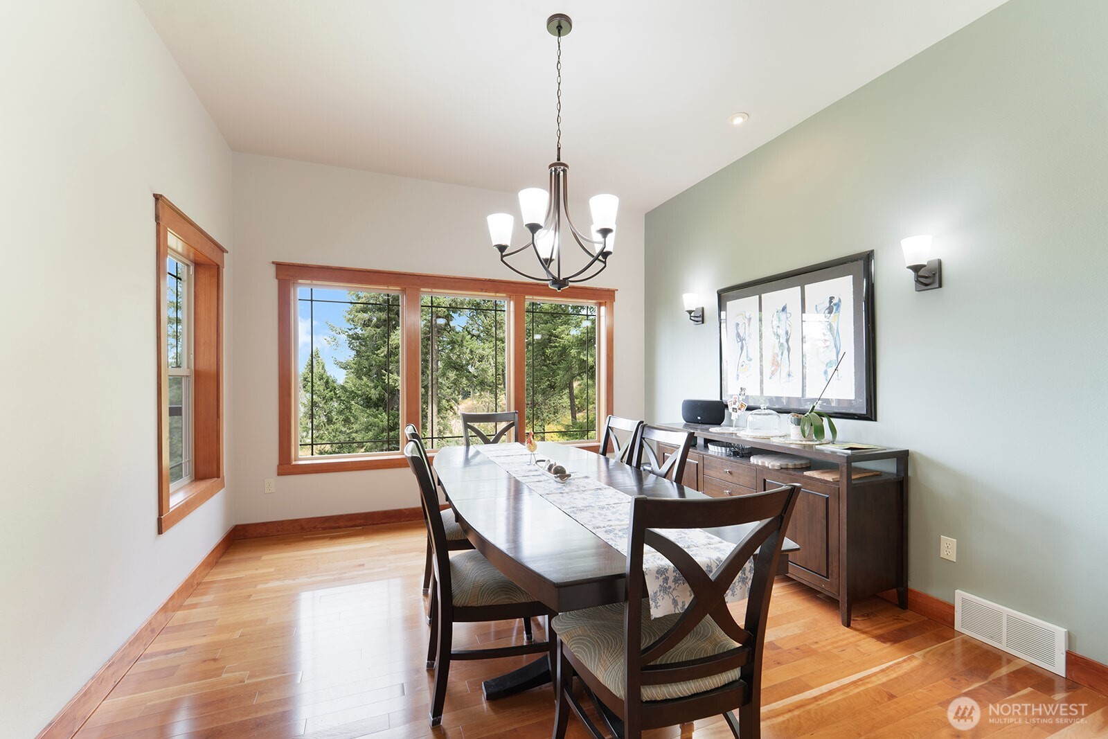 Spokane, Washington, 99208, United States, 5 Bedrooms Bedrooms, ,4 BathroomsBathrooms,Residential,For Sale,1975887