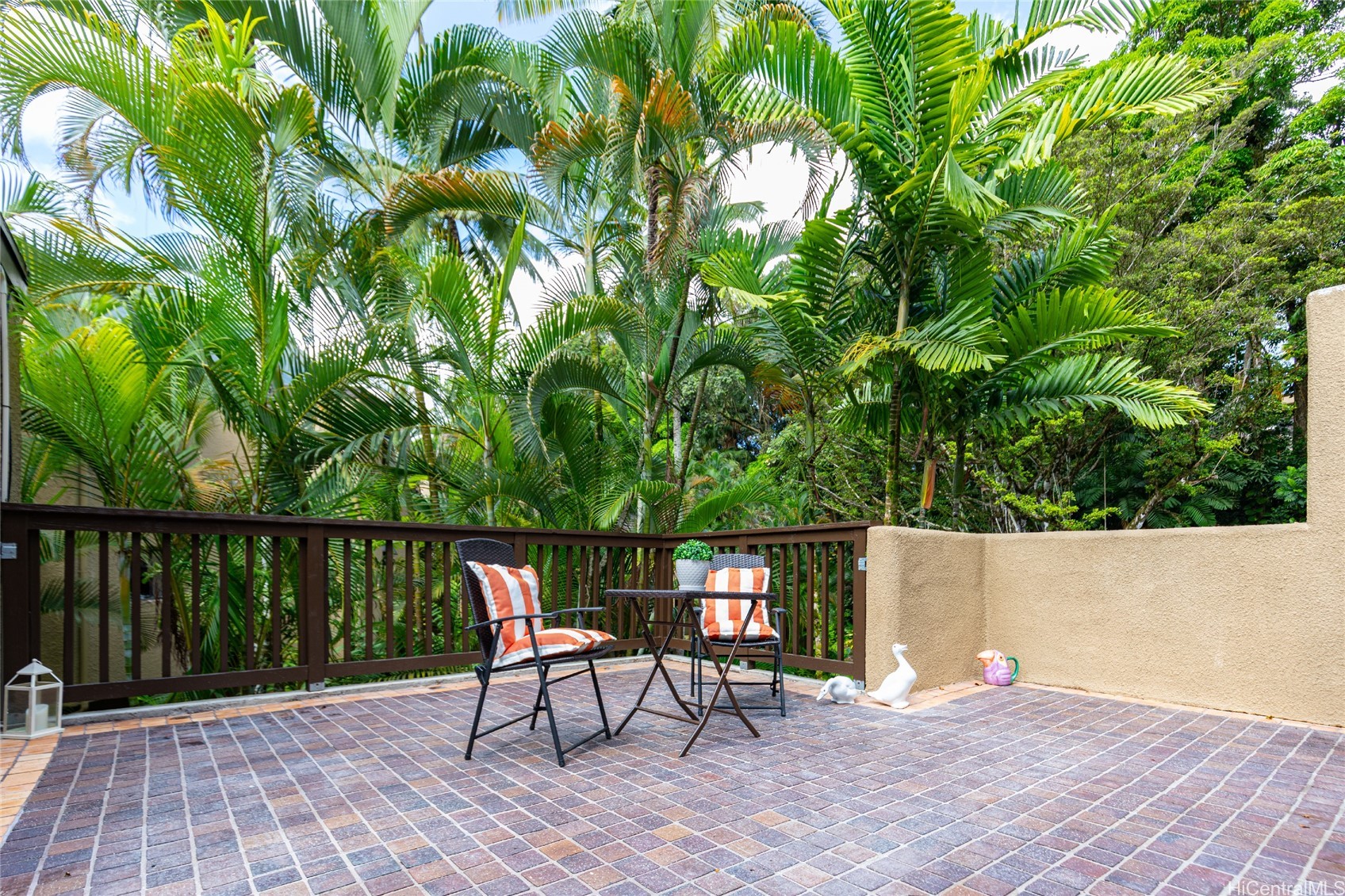 Kaneohe, Hawaii, 96744, United States, 2 Bedrooms Bedrooms, ,3 BathroomsBathrooms,Residential,For Sale,1988313