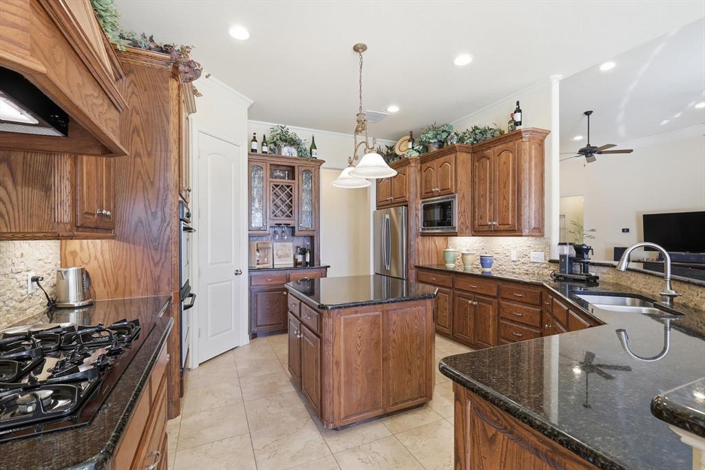 Midlothian, Texas, 76065, United States, 4 Bedrooms Bedrooms, ,4 BathroomsBathrooms,Residential,For Sale,2001564