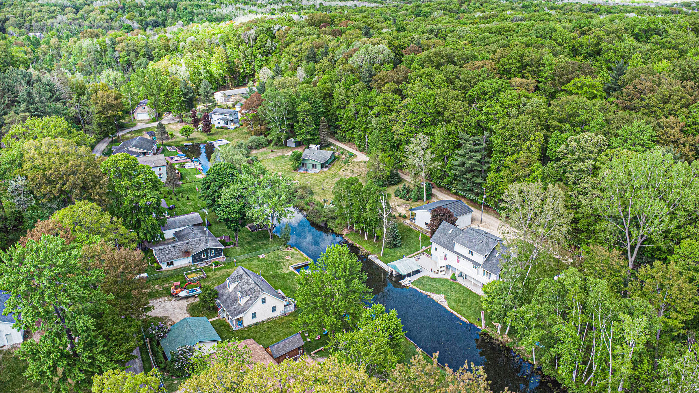 Newaygo, Michigan, 49337, United States, 3 Bedrooms Bedrooms, ,2 BathroomsBathrooms,Residential,For Sale,1836711