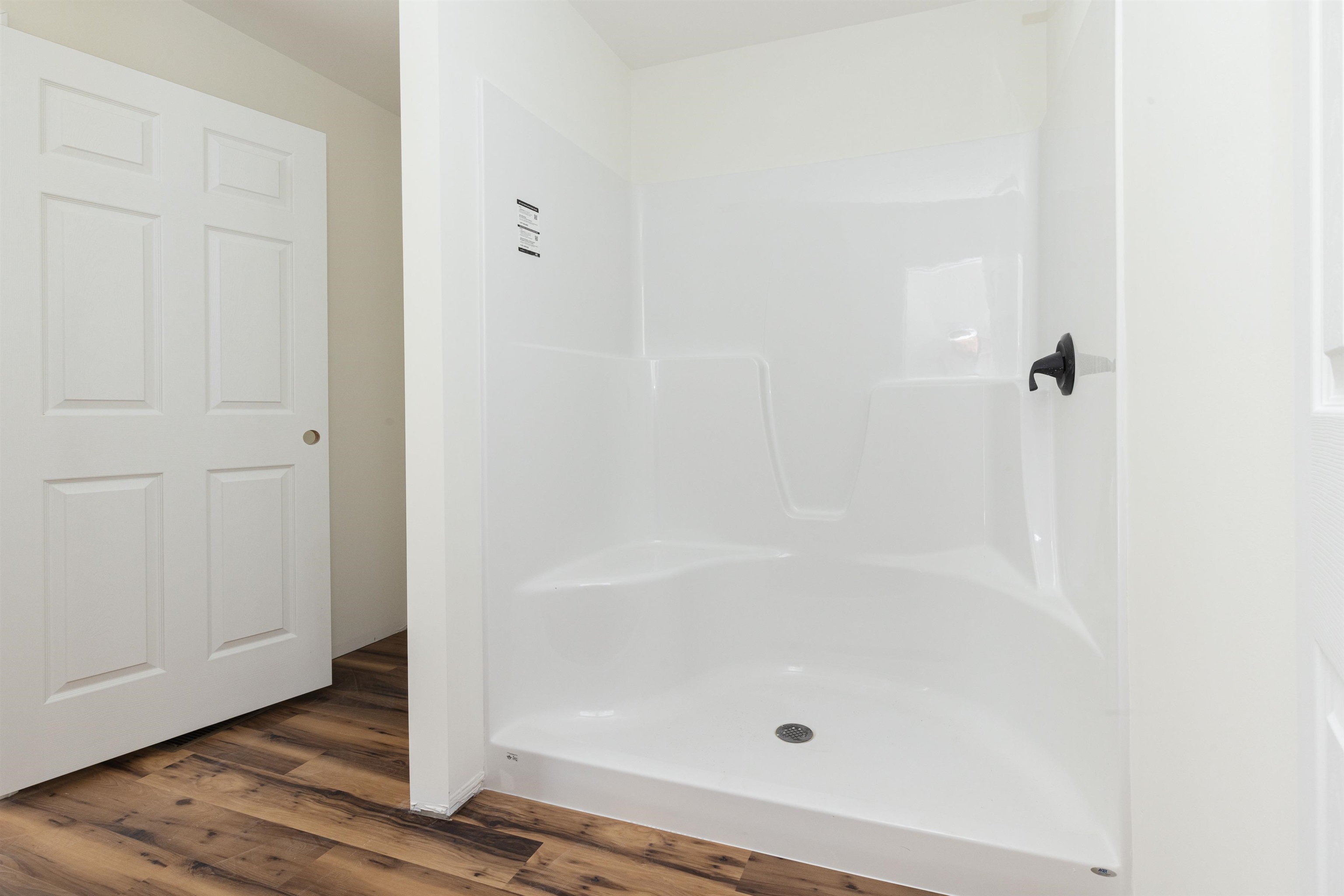 Lebanon, Maine, 04027, United States, 3 Bedrooms Bedrooms, ,3 BathroomsBathrooms,Residential,For Sale,1920819