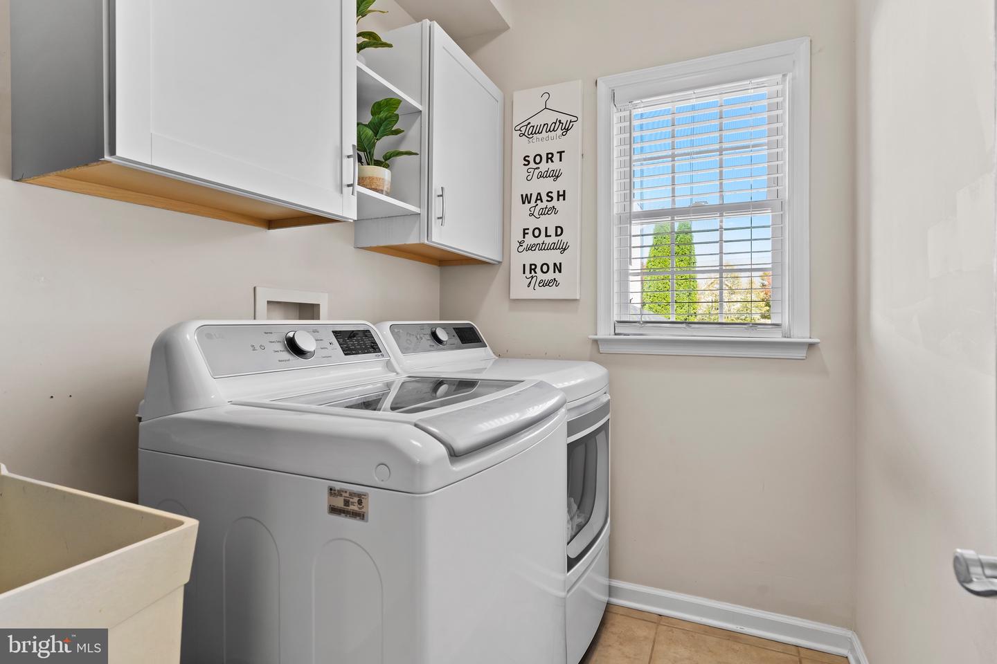 Dillsburg, Pennsylvania, 17019, United States, 4 Bedrooms Bedrooms, ,3 BathroomsBathrooms,Residential,For Sale,1956181