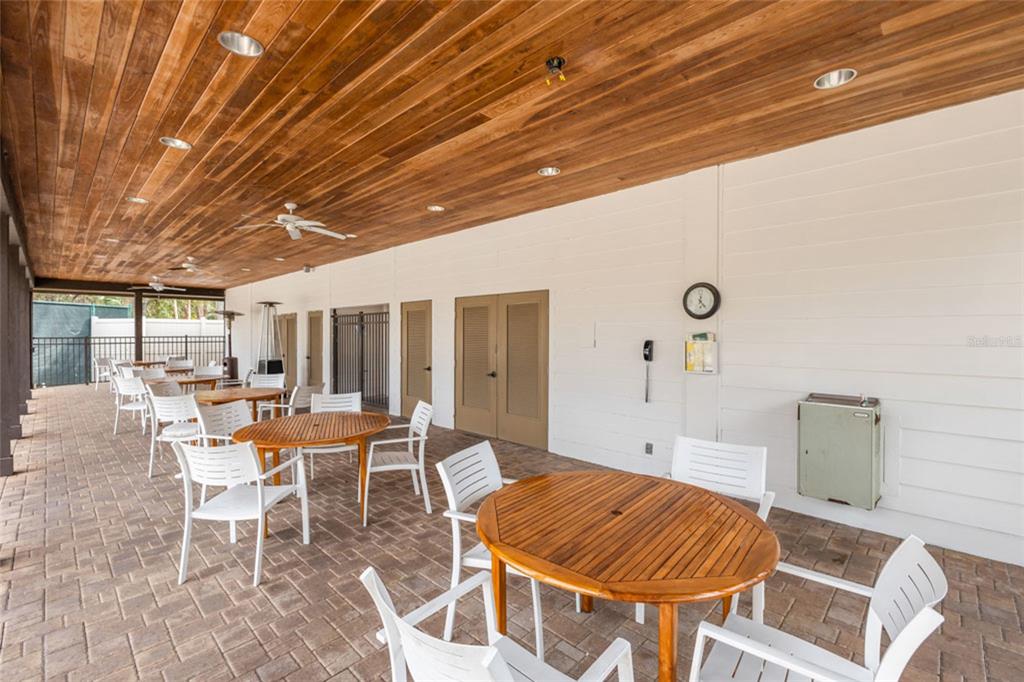 Sarasota, Florida, 34235, United States, 3 Bedrooms Bedrooms, ,2 BathroomsBathrooms,Residential,For Sale,1997253