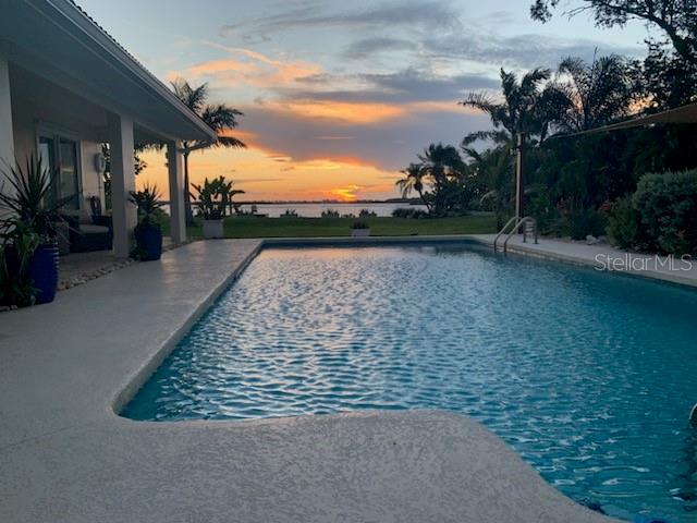 St Petersburg, Florida, 33710, United States, 4 Bedrooms Bedrooms, ,4 BathroomsBathrooms,Residential,For Sale,1826859