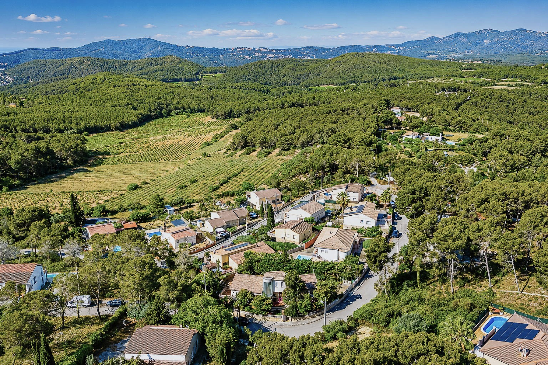  Fantastic villa on a large plot with swimming pool in Olivella - 物件實景