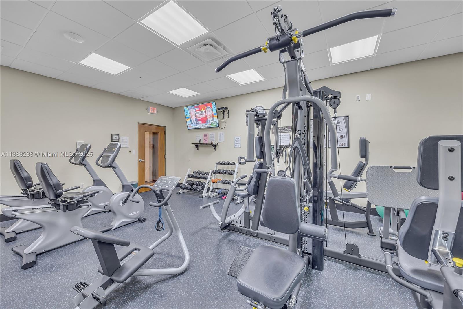 Coral Gables, Florida, 33134, United States, 2 Bedrooms Bedrooms, ,3 BathroomsBathrooms,Residential,For Sale,1987506