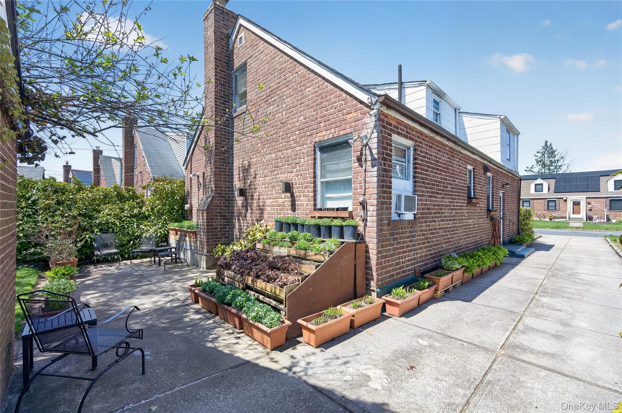  160 Albermarle Avenue, Valley Stream, NY, 11580 - 物件實景