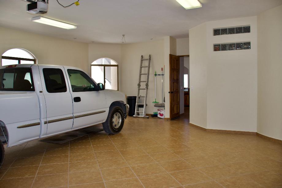 Guaymas, Sonora, 85506, Mexico, 5 Bedrooms Bedrooms, ,4 BathroomsBathrooms,Residential,For Sale,1987682