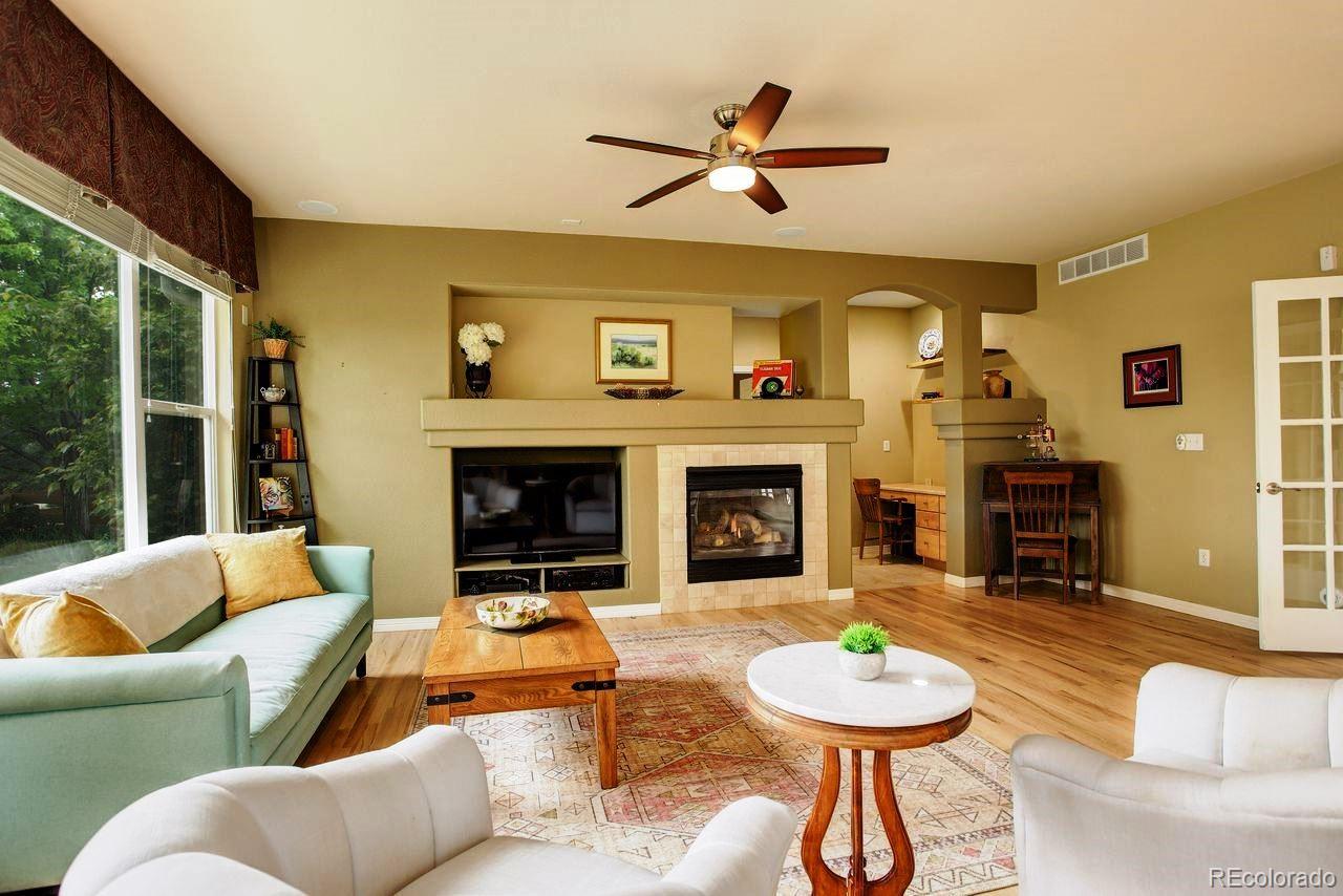 Arvada, Colorado, 80005, United States, 4 Bedrooms Bedrooms, ,2 BathroomsBathrooms,Residential,For Sale,1906341