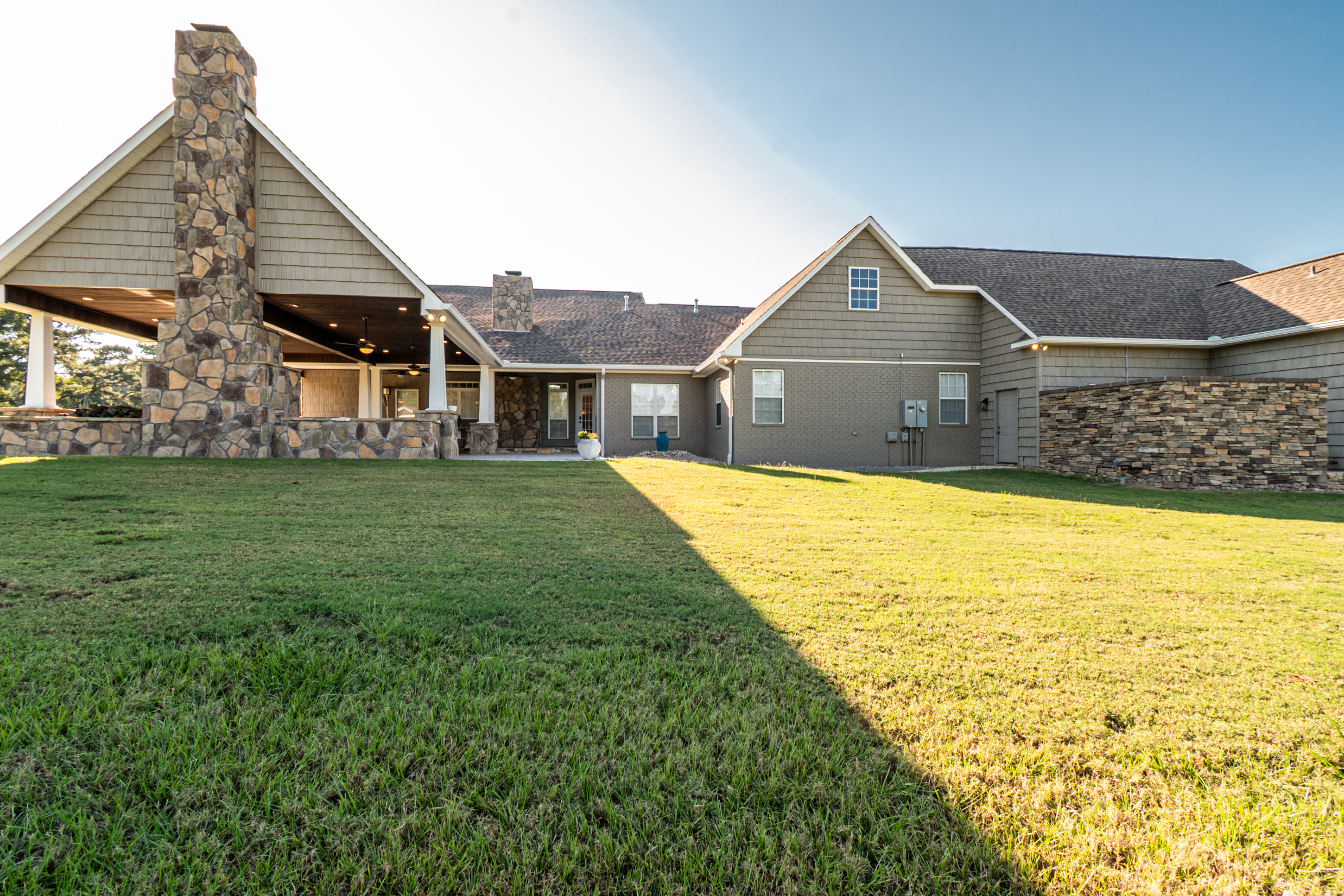 El Dorado, Arkansas, 71730, United States, 3 Bedrooms Bedrooms, ,3 BathroomsBathrooms,Residential,For Sale,1982528