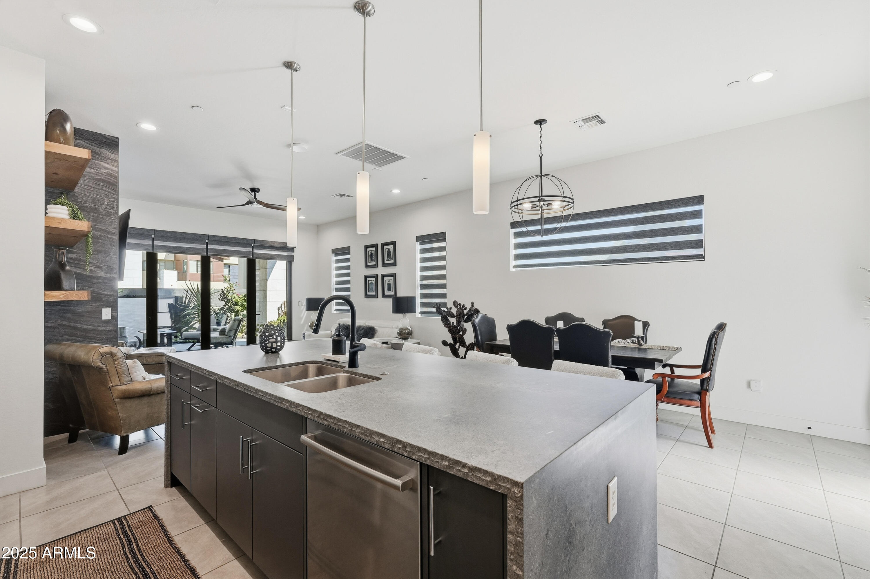 Carefree, Arizona, 85377, United States, 3 Bedrooms Bedrooms, ,3 BathroomsBathrooms,Residential,For Sale,1989596