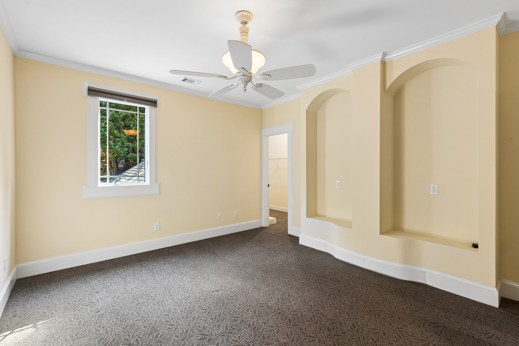  A Rare Opportunity to Enjoy Estate-Style Living in Sought-After Woodstock - 物件實景