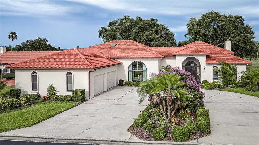 Lake Wales, Florida, 33898, United States, 2 Bedrooms Bedrooms, ,4 BathroomsBathrooms,Residential,For Sale,1908279