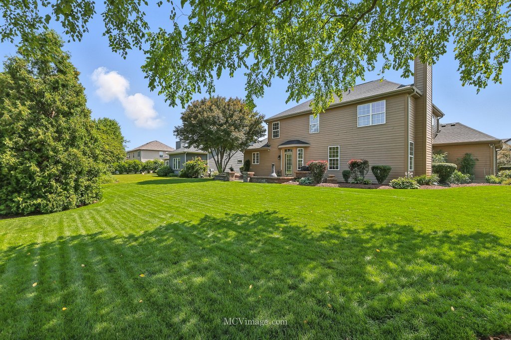 Plainfield, Illinois, 60586, United States, 5 Bedrooms Bedrooms, ,3 BathroomsBathrooms,Residential,For Sale,1927144