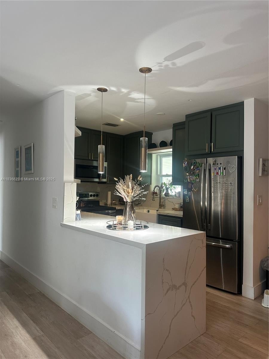 North Miami, Florida, 33168, United States, 3 Bedrooms Bedrooms, ,2 BathroomsBathrooms,Residential,For Sale,1974834