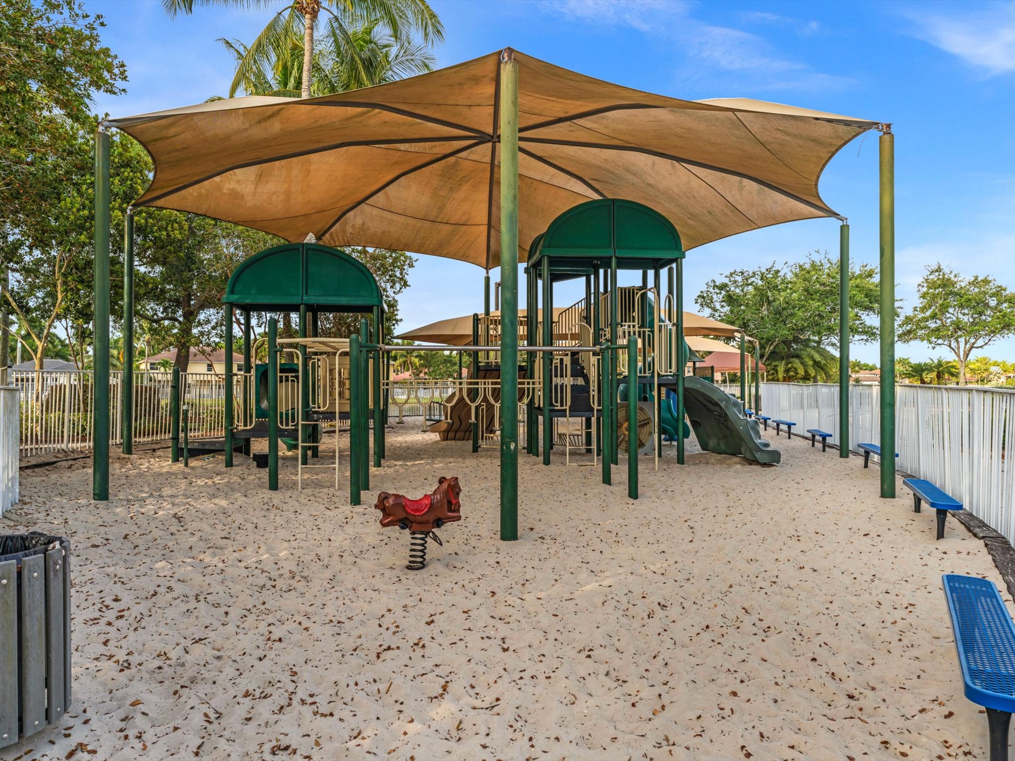  1581 Winterberry Ln, Weston, FL, 33327 - 物件實景