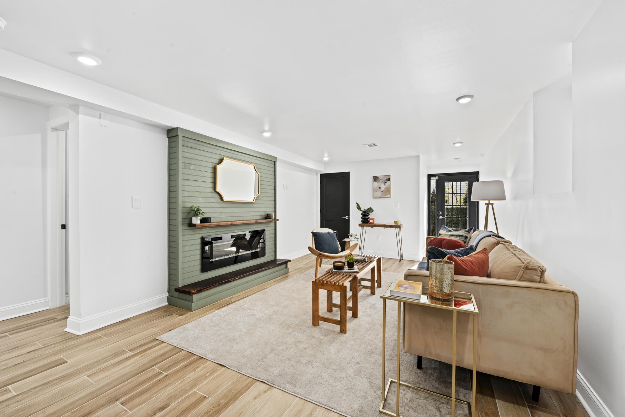 Jersey City, New Jersey, 07307, United States, 3 Bedrooms Bedrooms, ,3 BathroomsBathrooms,Residential,For Sale,1965094