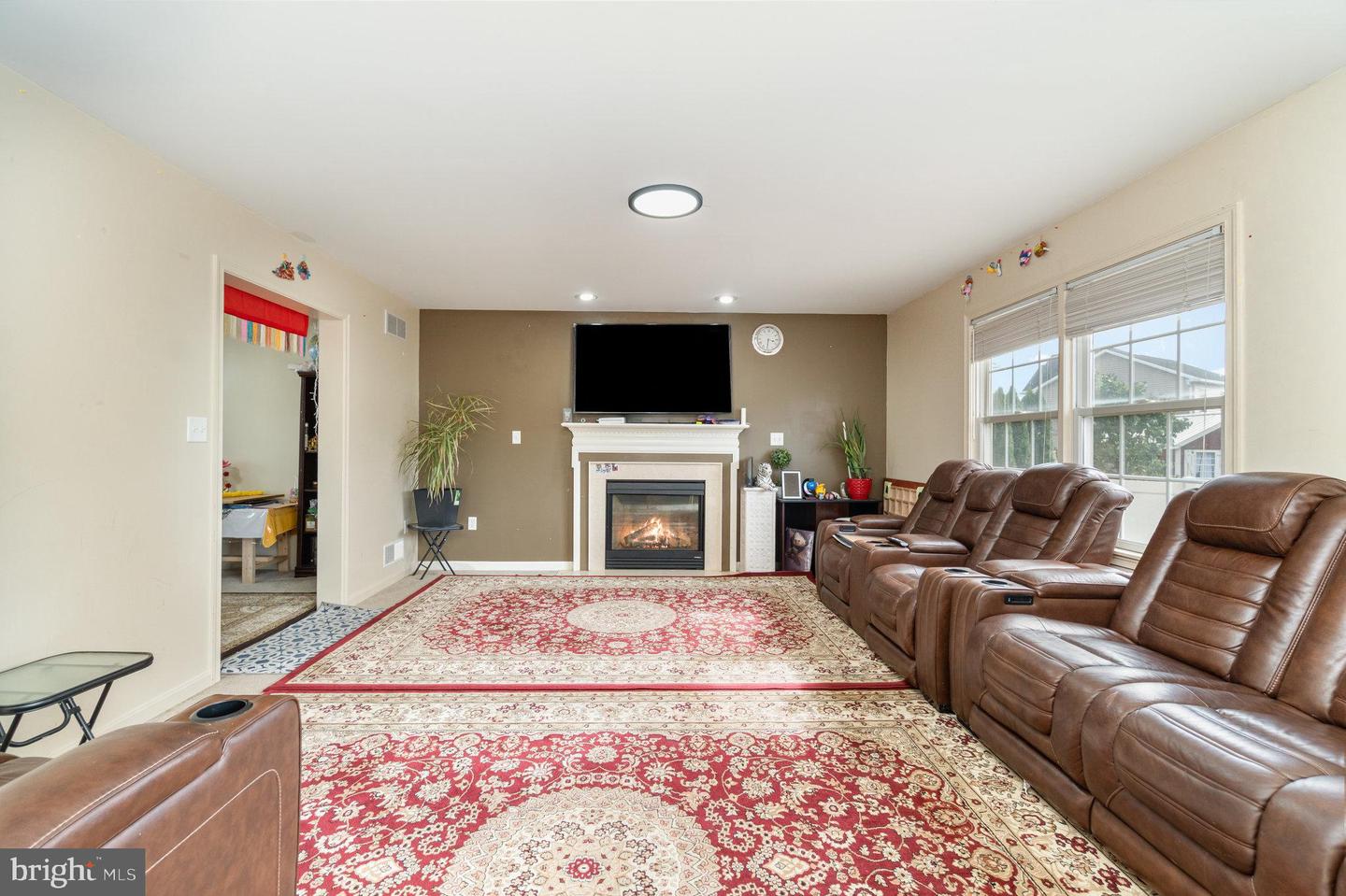 Harrisburg, Pennsylvania, 17111, United States, 4 Bedrooms Bedrooms, ,3 BathroomsBathrooms,Residential,For Sale,1947311