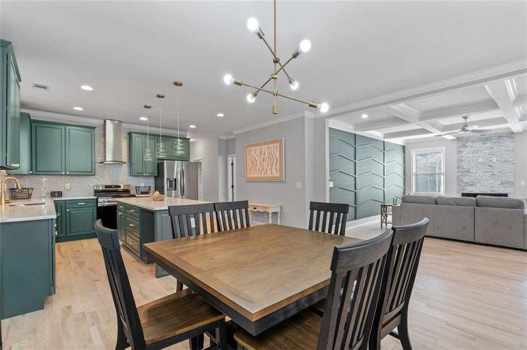 Atlanta, Georgia, 30310, United States, 4 Bedrooms Bedrooms, ,3 BathroomsBathrooms,Residential,For Sale,1987729