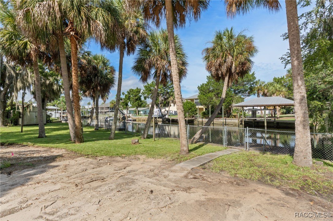 Crystal River, Florida, 34428, United States, ,Land,For Sale,1977992