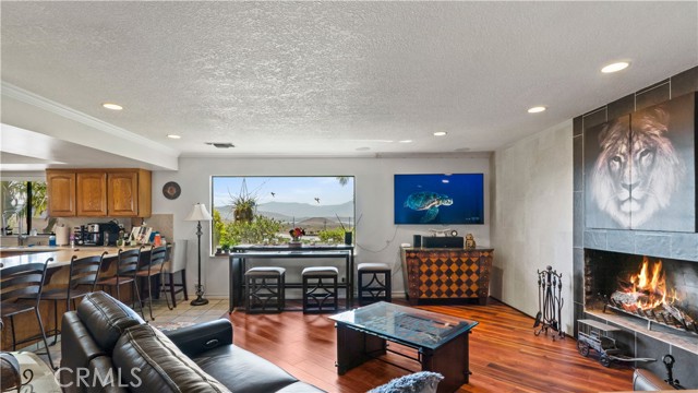 Riverside, California, 92503, United States, 4 Bedrooms Bedrooms, ,3 BathroomsBathrooms,Residential,For Sale,1977398