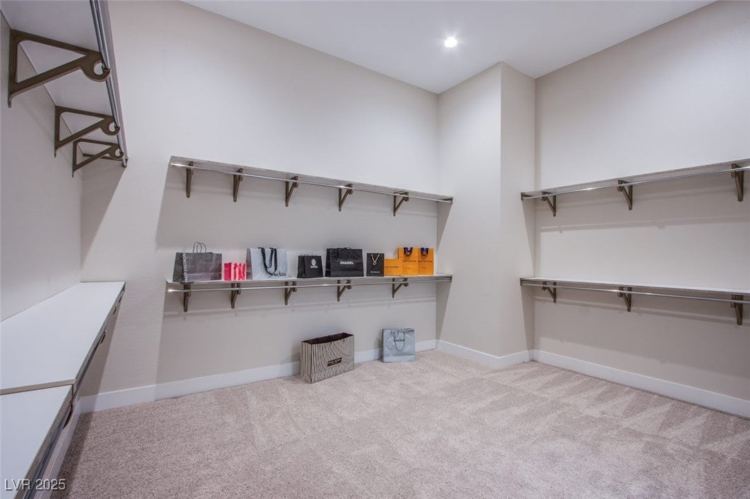 Las Vegas, Nevada, 89135, United States, 4 Bedrooms Bedrooms, ,4 BathroomsBathrooms,Residential,For Sale,1943877