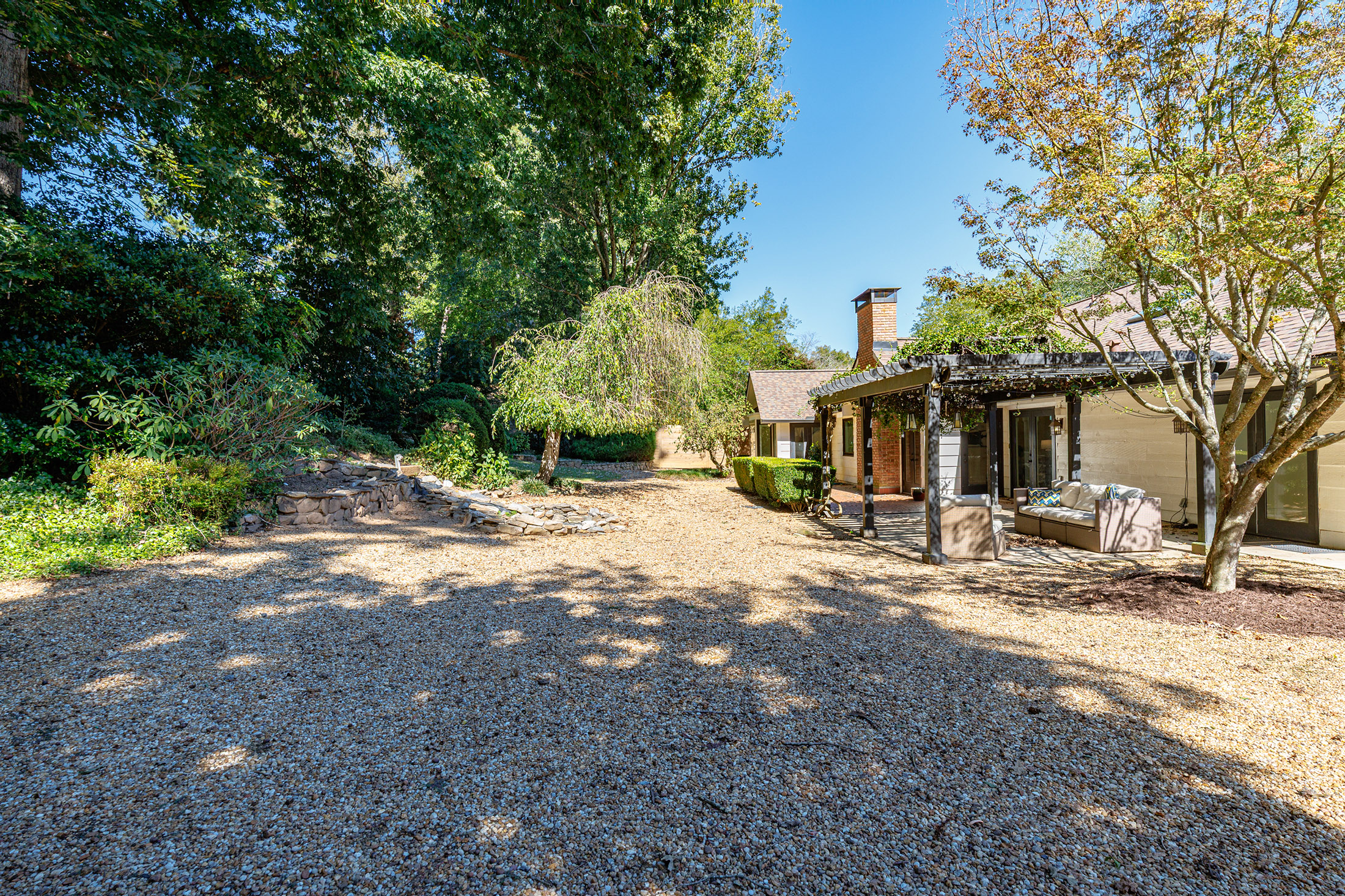  Spacious Ranch Overlooking the Fourth Fairway at Brookfield Country Club - 物件實景