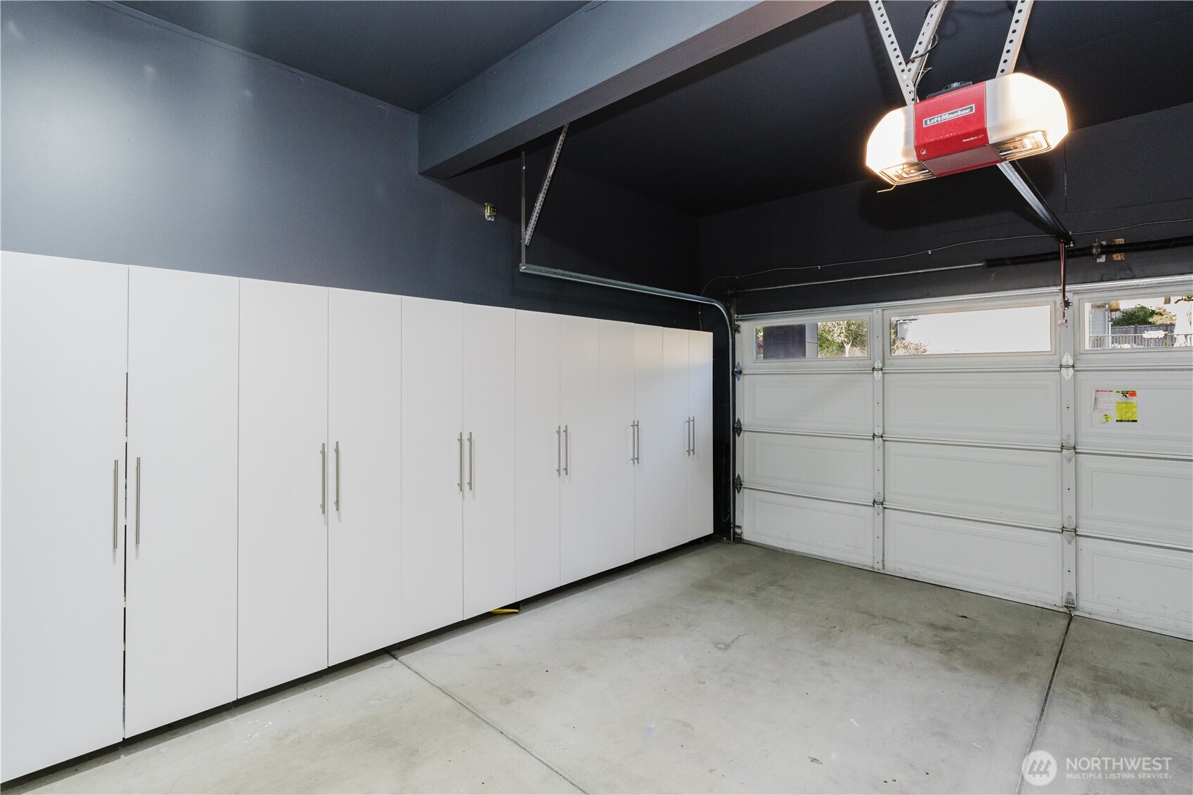 Bothell, Washington, 98021, United States, 5 Bedrooms Bedrooms, ,3 BathroomsBathrooms,Residential,For Sale,1900701