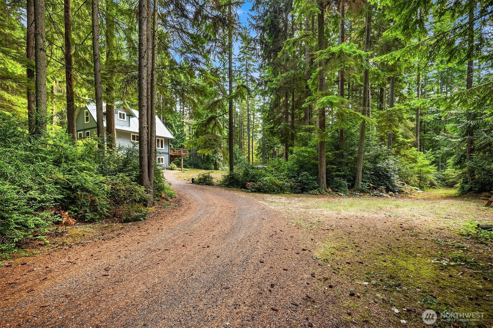 Clinton, Washington, 98236, United States, 3 Bedrooms Bedrooms, ,2 BathroomsBathrooms,Residential,For Sale,1949676