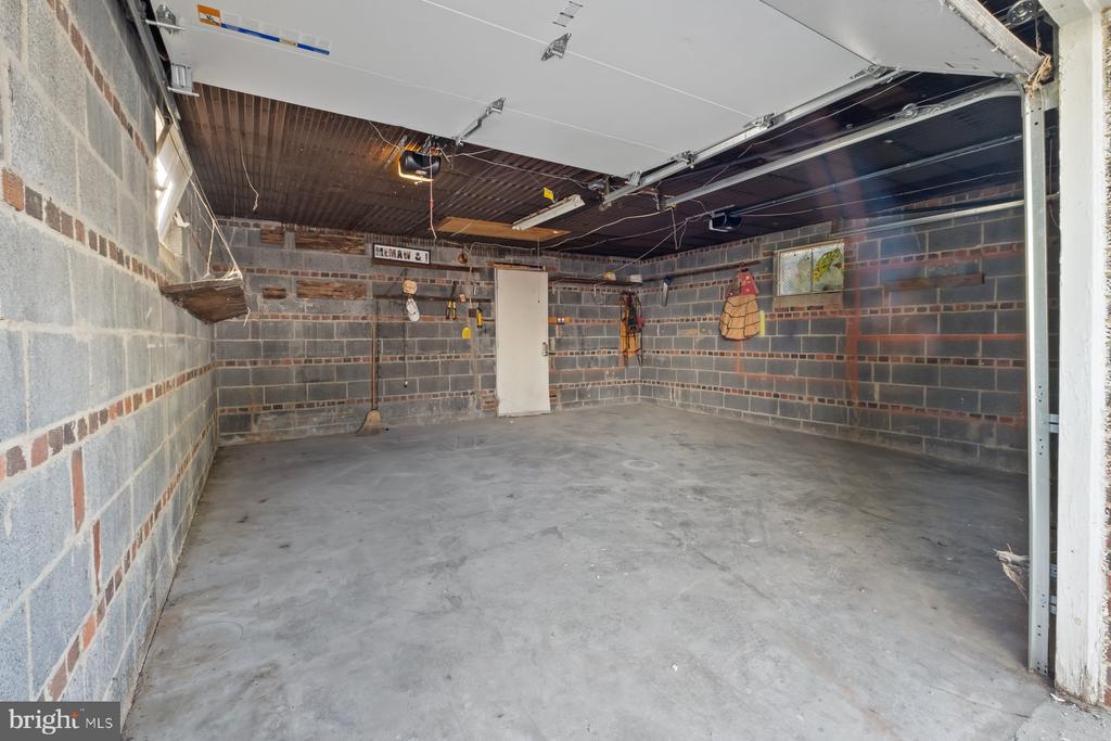 Washington, District of Columbia, 20011, United States, 4 Bedrooms Bedrooms, ,4 BathroomsBathrooms,Residential,For Sale,1973879