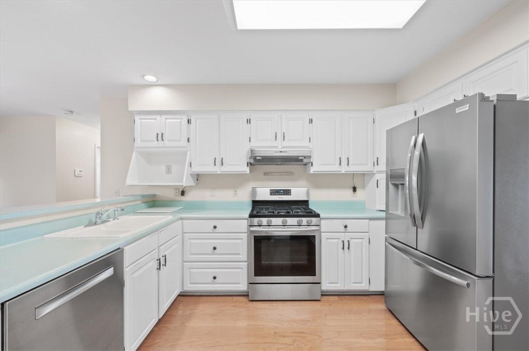 Richmond Hill, Georgia, 31324, United States, 5 Bedrooms Bedrooms, ,4 BathroomsBathrooms,Residential,For Sale,1994368