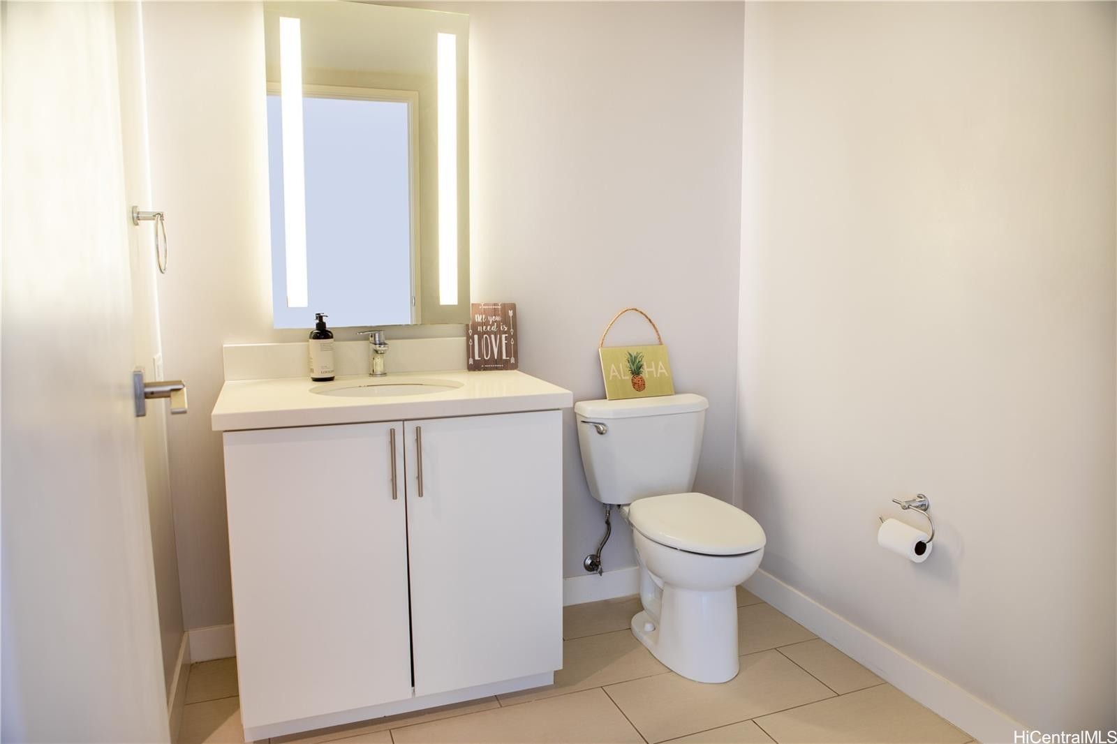 Honolulu, Hawaii, 96813, United States, 1 Bedroom Bedrooms, ,1 BathroomBathrooms,Residential,For Sale,1924706
