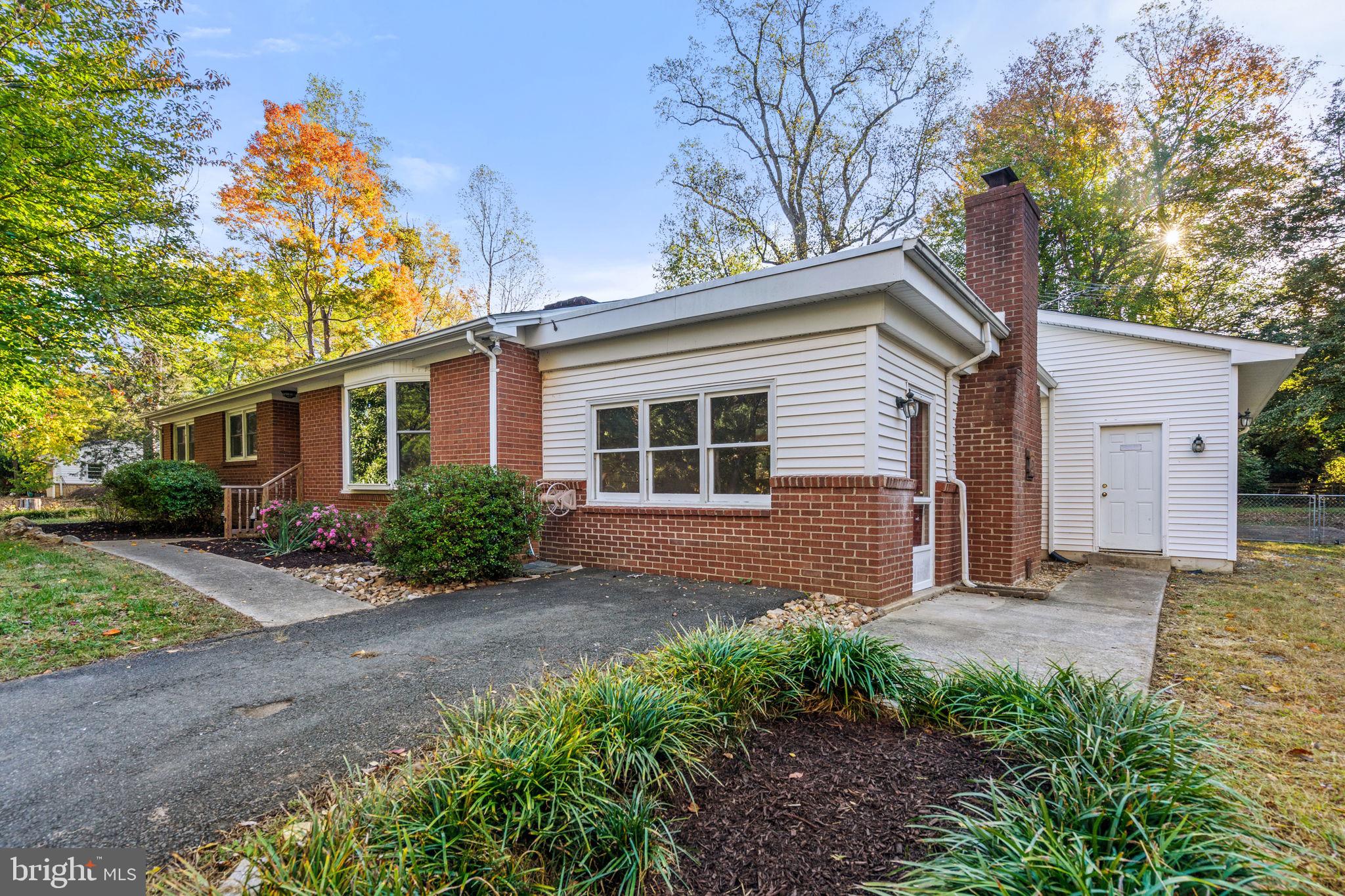 Warrenton, Virginia, 20187, United States, 3 Bedrooms Bedrooms, ,2 BathroomsBathrooms,Residential,For Sale,1977434