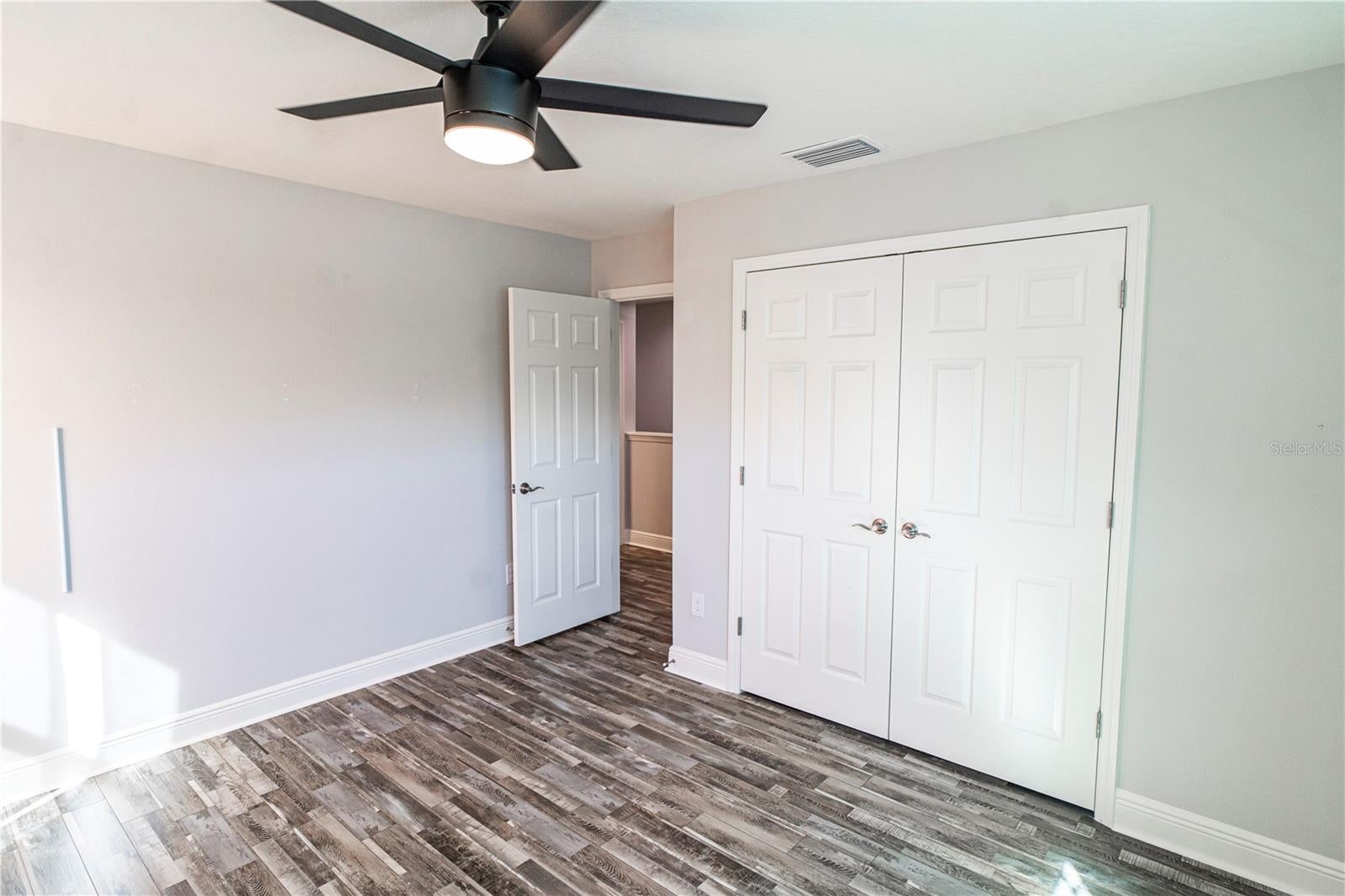 LAND O LAKES, Florida, 34637, United States, 5 Bedrooms Bedrooms, ,4 BathroomsBathrooms,Residential,For Sale,1759399