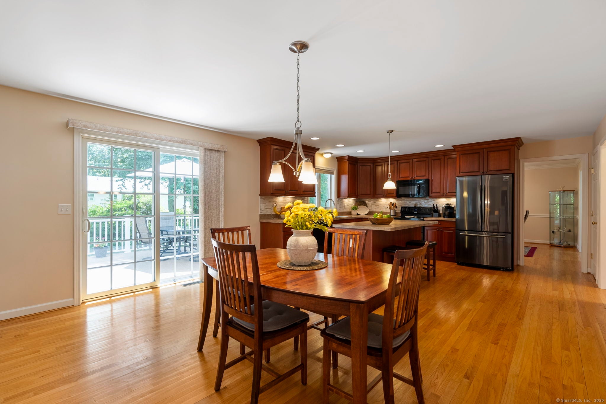 Manchester, Connecticut, 06040, United States, 4 Bedrooms Bedrooms, ,3 BathroomsBathrooms,Residential,For Sale,1916199
