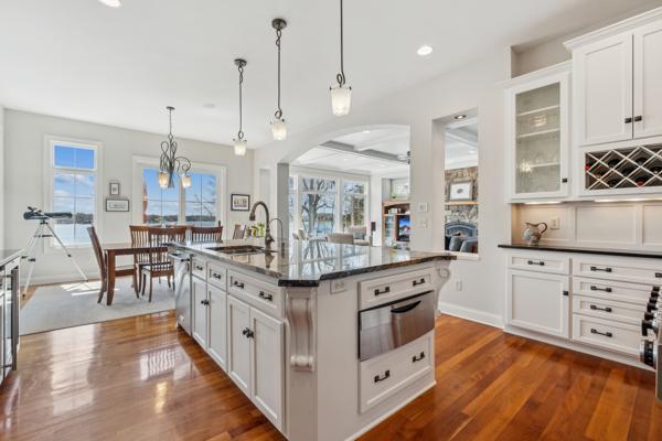 Minnetrista, Minnesota, 55364, United States, 5 Bedrooms Bedrooms, ,3 BathroomsBathrooms,Residential,For Sale,1885236