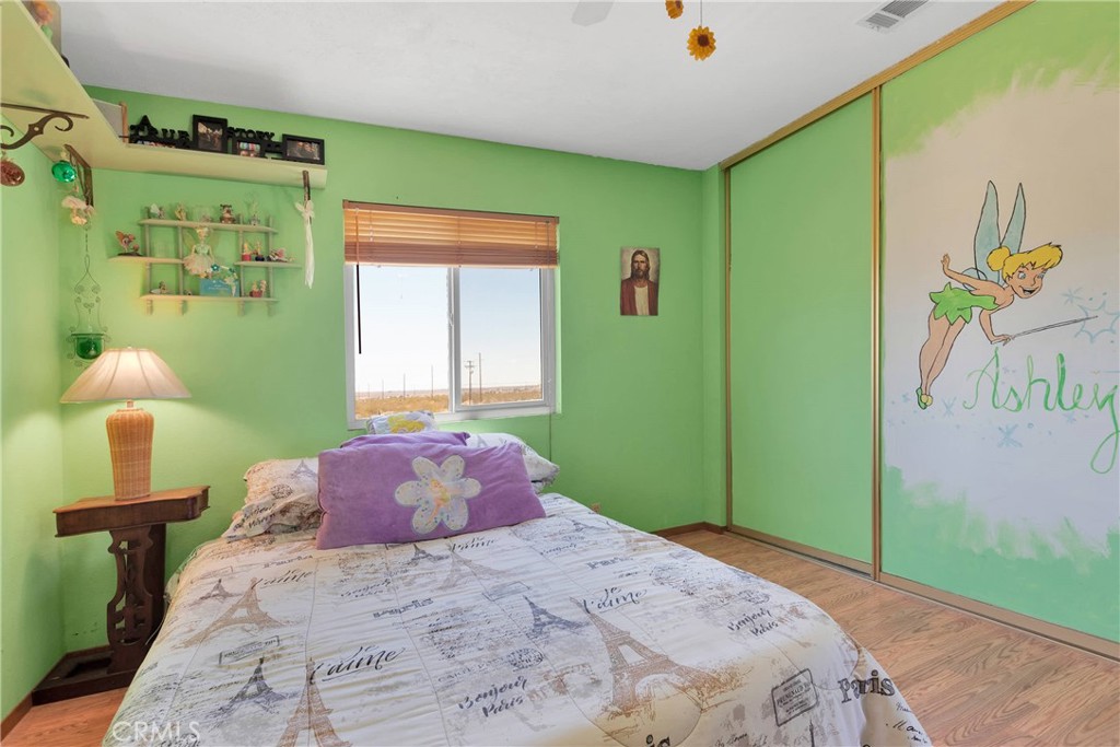 Lucerne Valley, California, 92356, United States, 6 Bedrooms Bedrooms, ,5 BathroomsBathrooms,Residential,For Sale,1986266