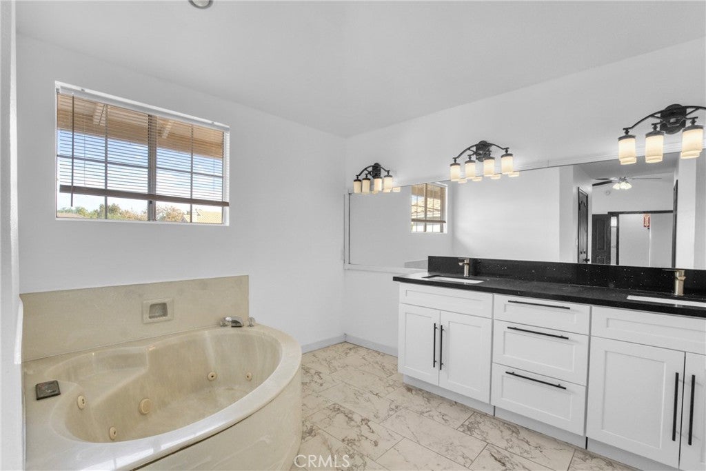 Quartz Hill, California, 93536, United States, 4 Bedrooms Bedrooms, ,3 BathroomsBathrooms,Residential,For Sale,1986504