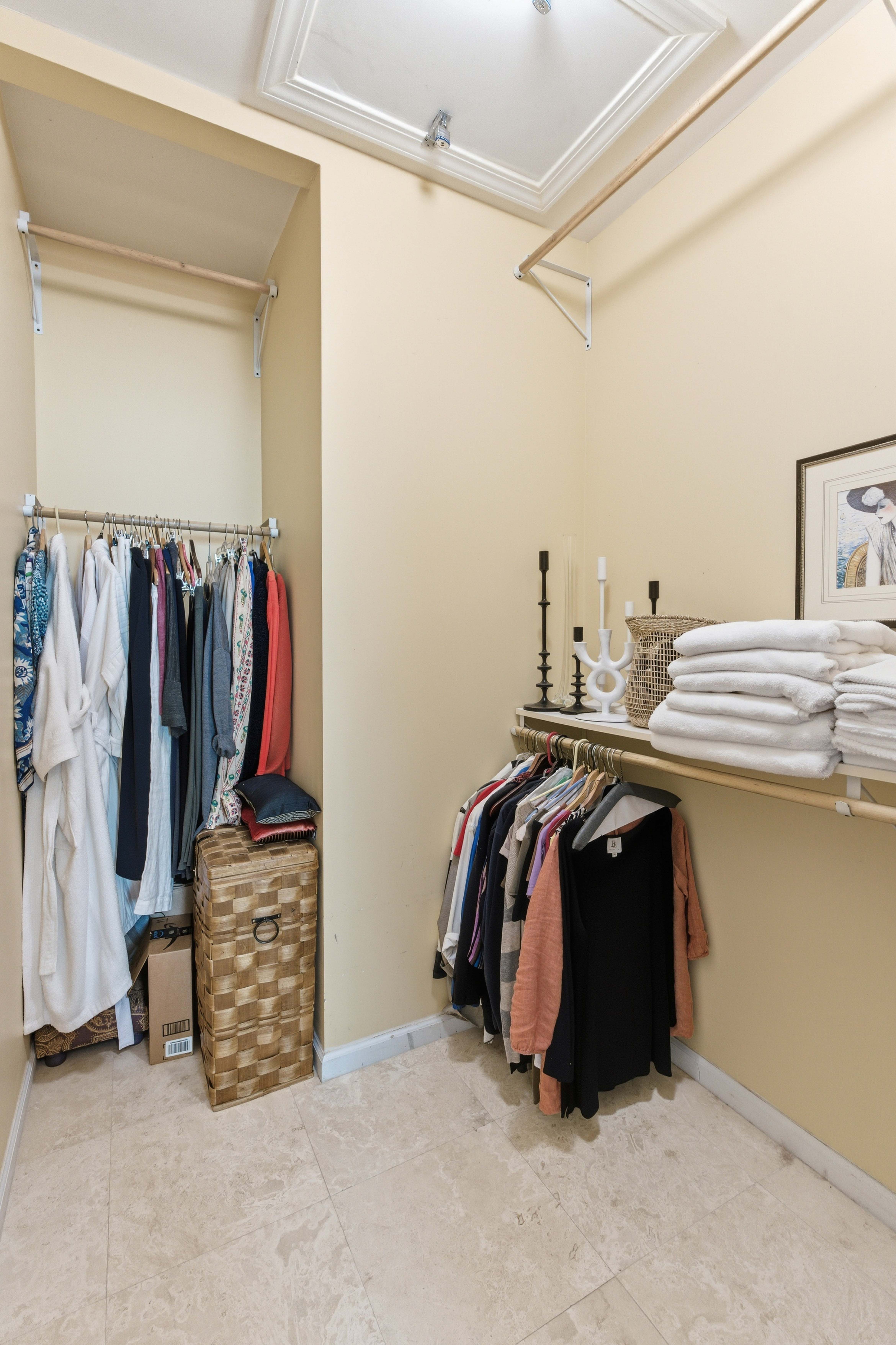  1596 Oakhurst Drive - 物件實景